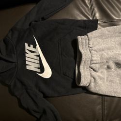 boys nike sweatsuit