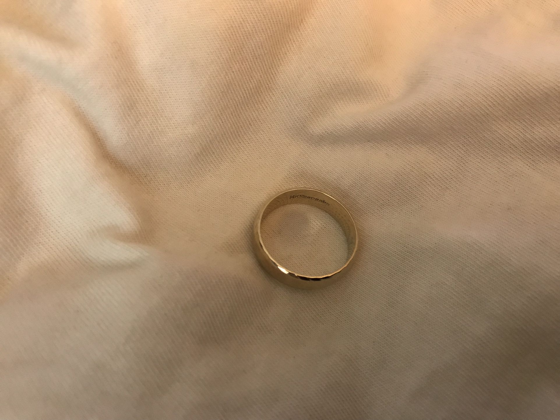 14K Solid Gold Wedding Ring