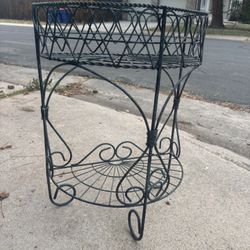 ***FREE*** Plant Holder