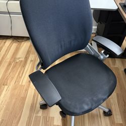 steelcase leap chair