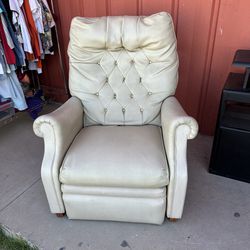 Berkline Recliner