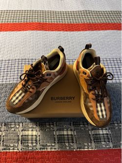 Mens Burberry Sneakers Size 42.5 / 9.5 US