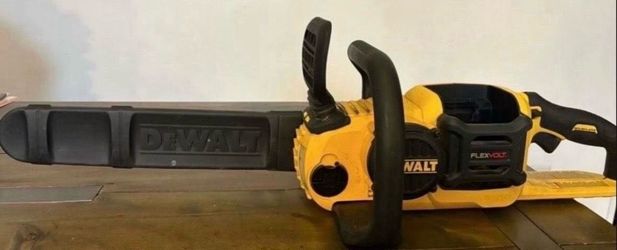 Dewalt Flexvolt 60 volt max Brushless Battery Operated Chainsaw, tool only