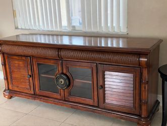 Wooden Sideboard Buffet with Glass Doors