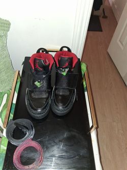 Como  nuevos Jordan  tennis  shoes 👟 size US 11