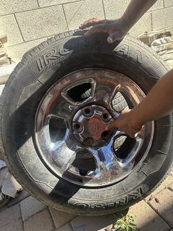 Good Conditions 4 Tiers With Rims