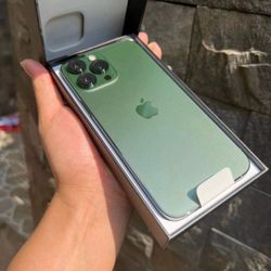 iPhone 13 Pro Max Unlocked 