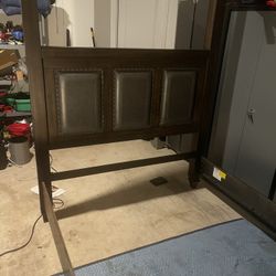 Queenside Bedroom Set