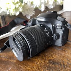 Canon 80D DSLR Bundle - Like New