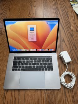 MacBook Pro 15” 2017/16GB RAM/512GB SSD/Fully Functional