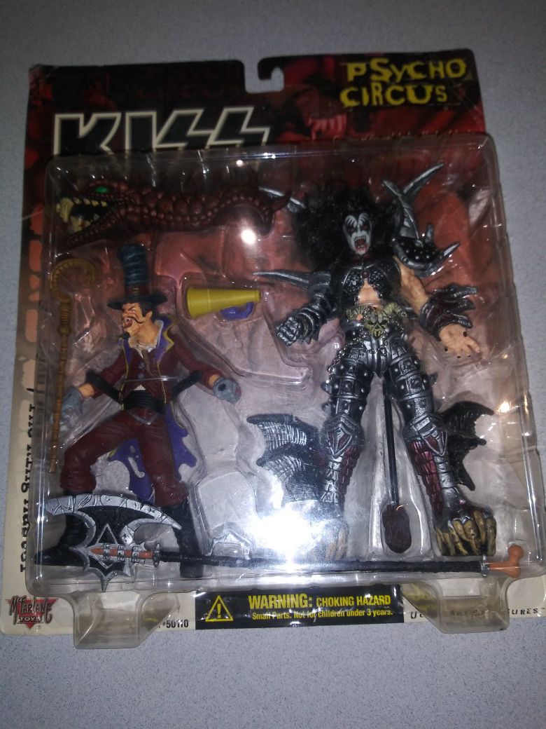 VINTAGE 1998 KISS PSYCHO CIRCUS GENE SIMMONS/THE RING MASTER NEW FACTORY SEALED