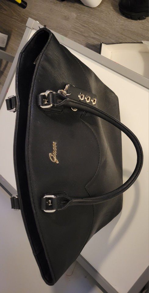 Guess Tote Bag New With Tag Please Read Description
