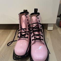Doc Martin’s W7