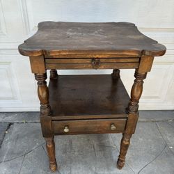 Antique /  vintage walnut 1940s circa side/ end / corner /console / bedside table w/ pull drawer, tray:  19 W x 18 deep 