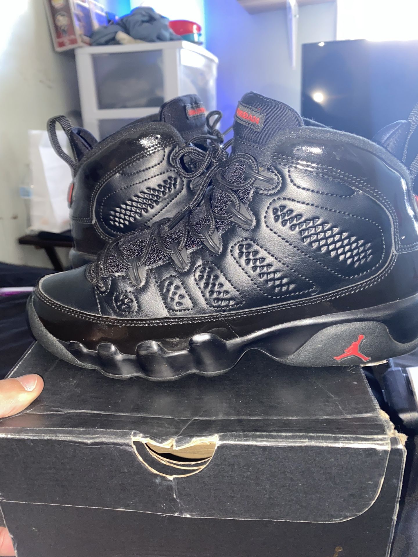 Jordan 9 bred Retro (from 2018 Drop)