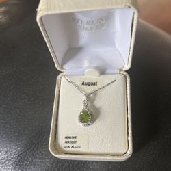 Sterling Silver Necklace genuine Peridot 