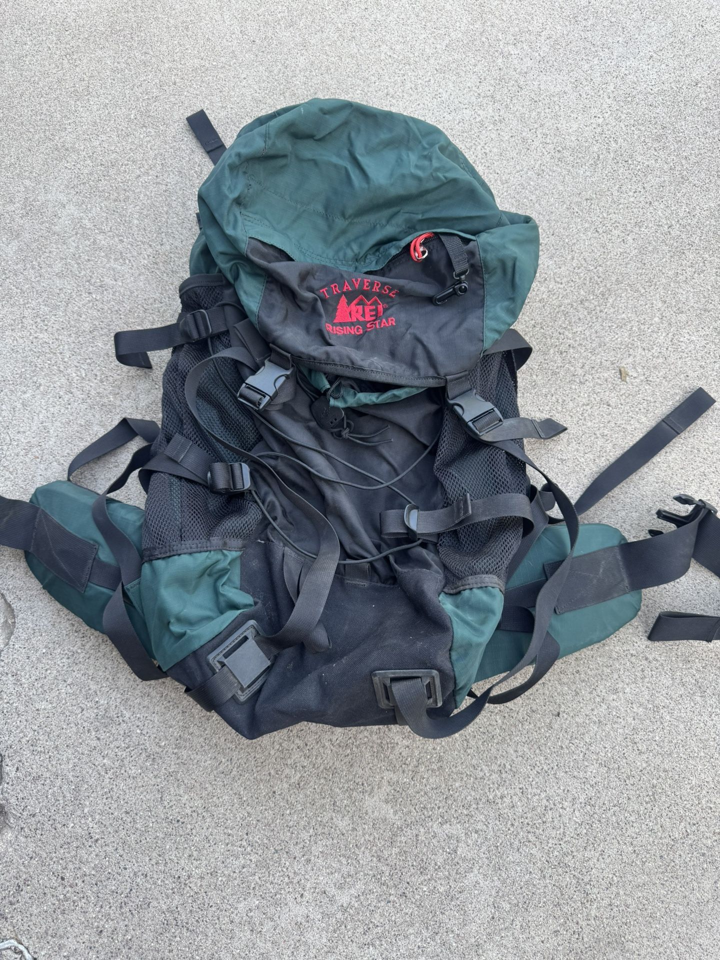REI Co-Op Traverse Rising Star