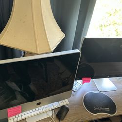 Apple IMac PC (6) Lot With Tower (1). Keyboard And Power Cables Included.