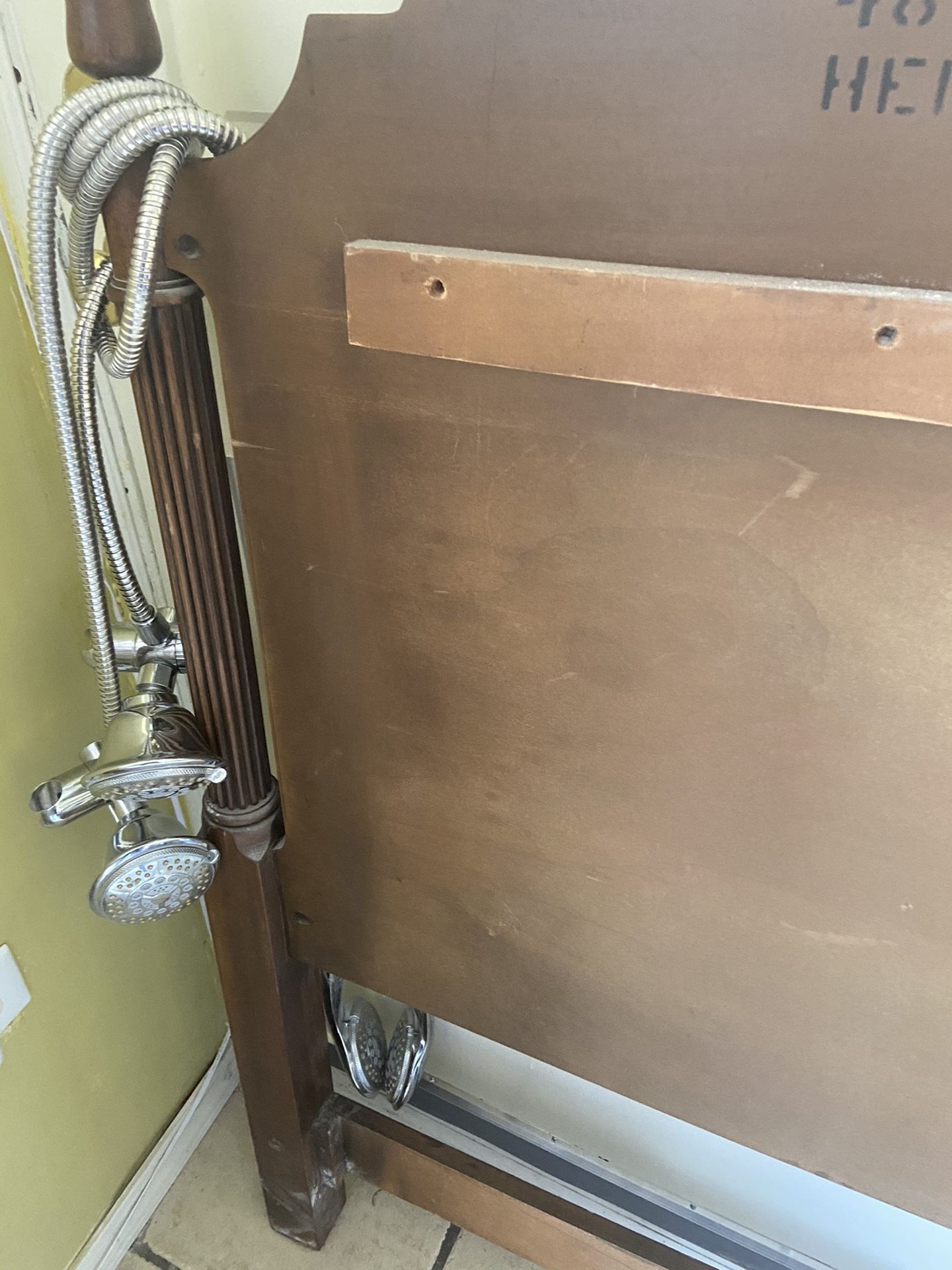 2 separate shower heads