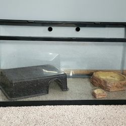 40 Gallon Tank W Accessories 