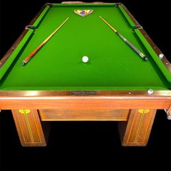 Brunswick 1910 Regina 9'Antique Pool Table