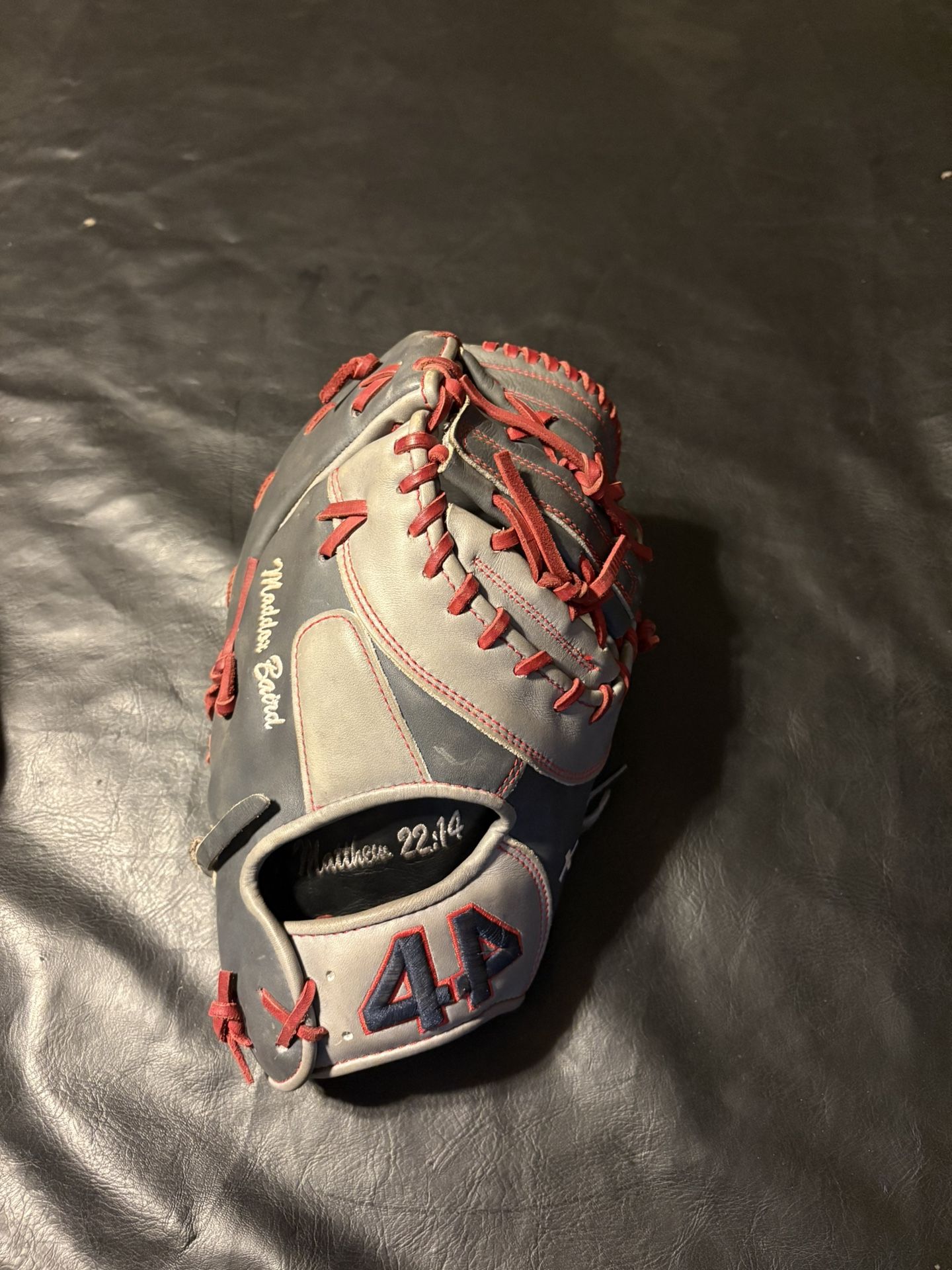 Used custom 44 first baseman glove 13 inch signature series (give your best offer)