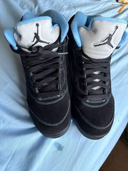 2026 Air Jordan 5 Retro “Black/University Blue
