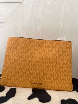 Mk purse with wallet