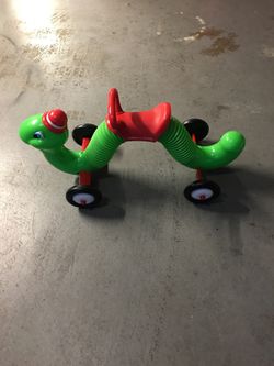 Catapilar radio flyer