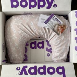 Boppy pillow