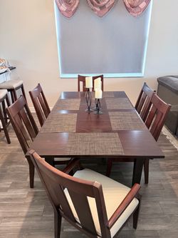 Ethan Allen solid hardwood table