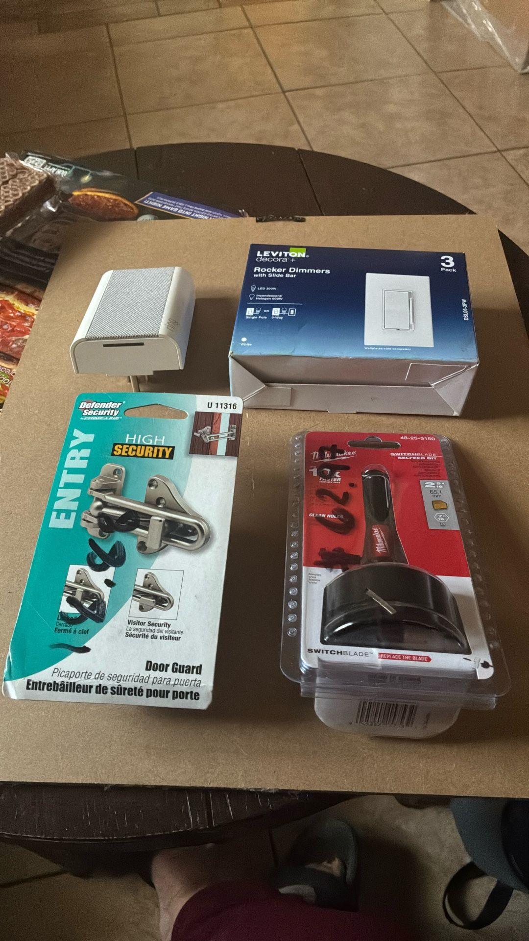 Apagadore. Broca Y Seguro P Puerta