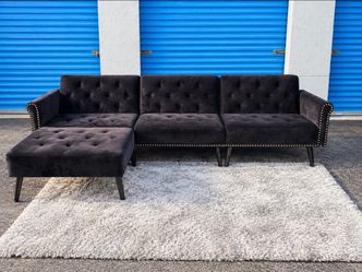 Modern sectional sofa(free delivery)