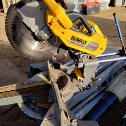 Miter Saw DeWalt
