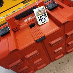 Milwaukee Packout Tool box