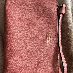 Coach Leather Wrislet 