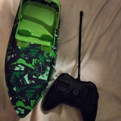 New Green And Black Rc Boat 