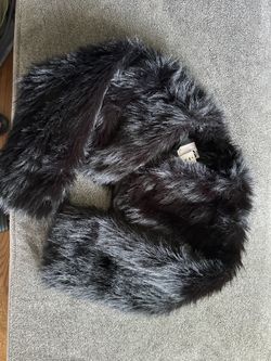 New with Tags: Faux Fur Bolero Jacket XS