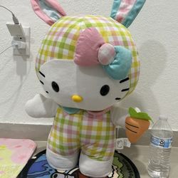 RARE 2022 Hello Kitty Easter Plush