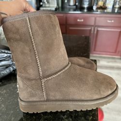 UGG Boots Chocolate Brown Kids/women’s 