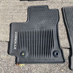Floor Mats 2016 Toyota Corolla Used