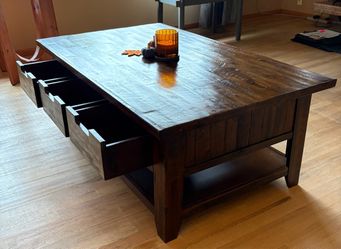 All wood fantastic Coffee Table