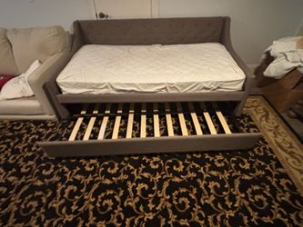 Couch/bed