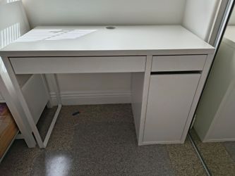 Ikea Micke White Desk
