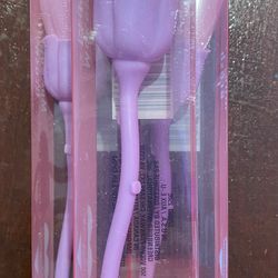 Make up brush $2.00 each