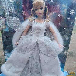 2005 Cindarella Holiday Princess