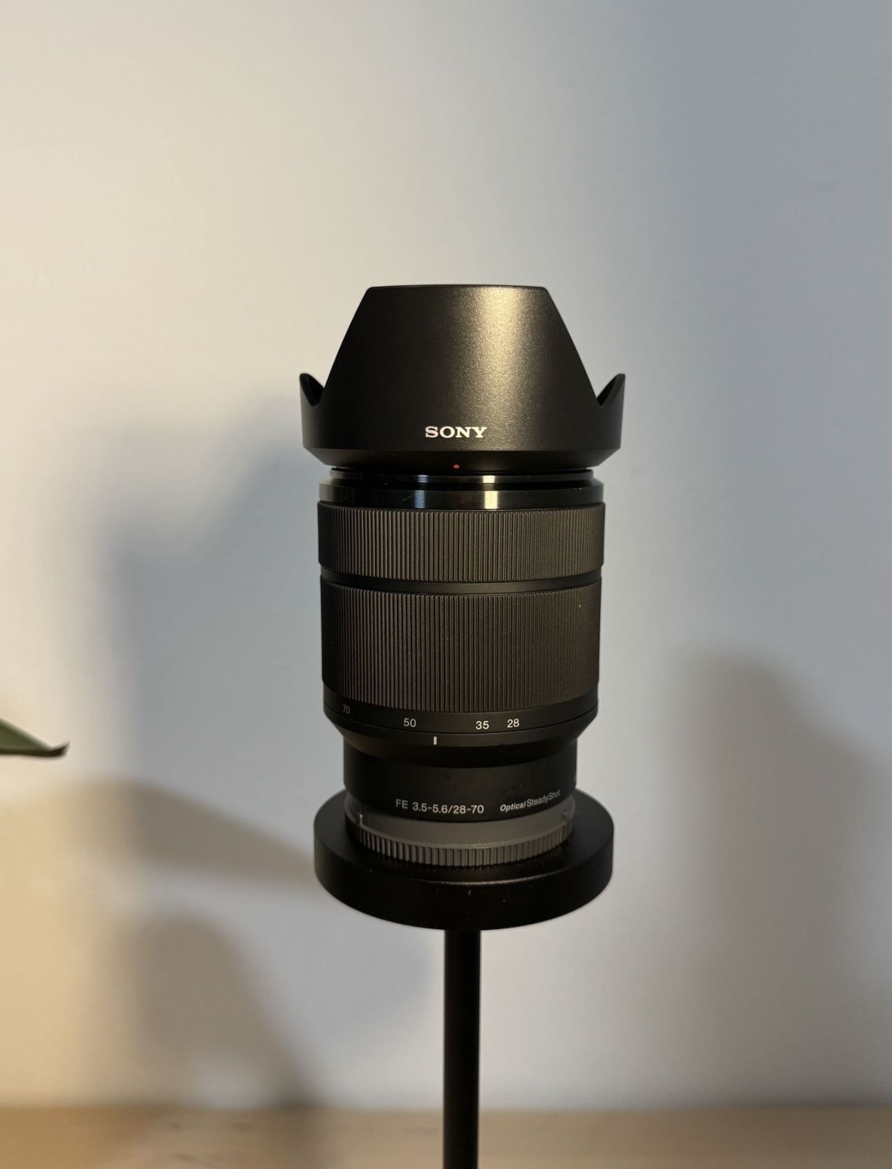 Sony 28-70mm f/3.5-5.6 OSS Lens
