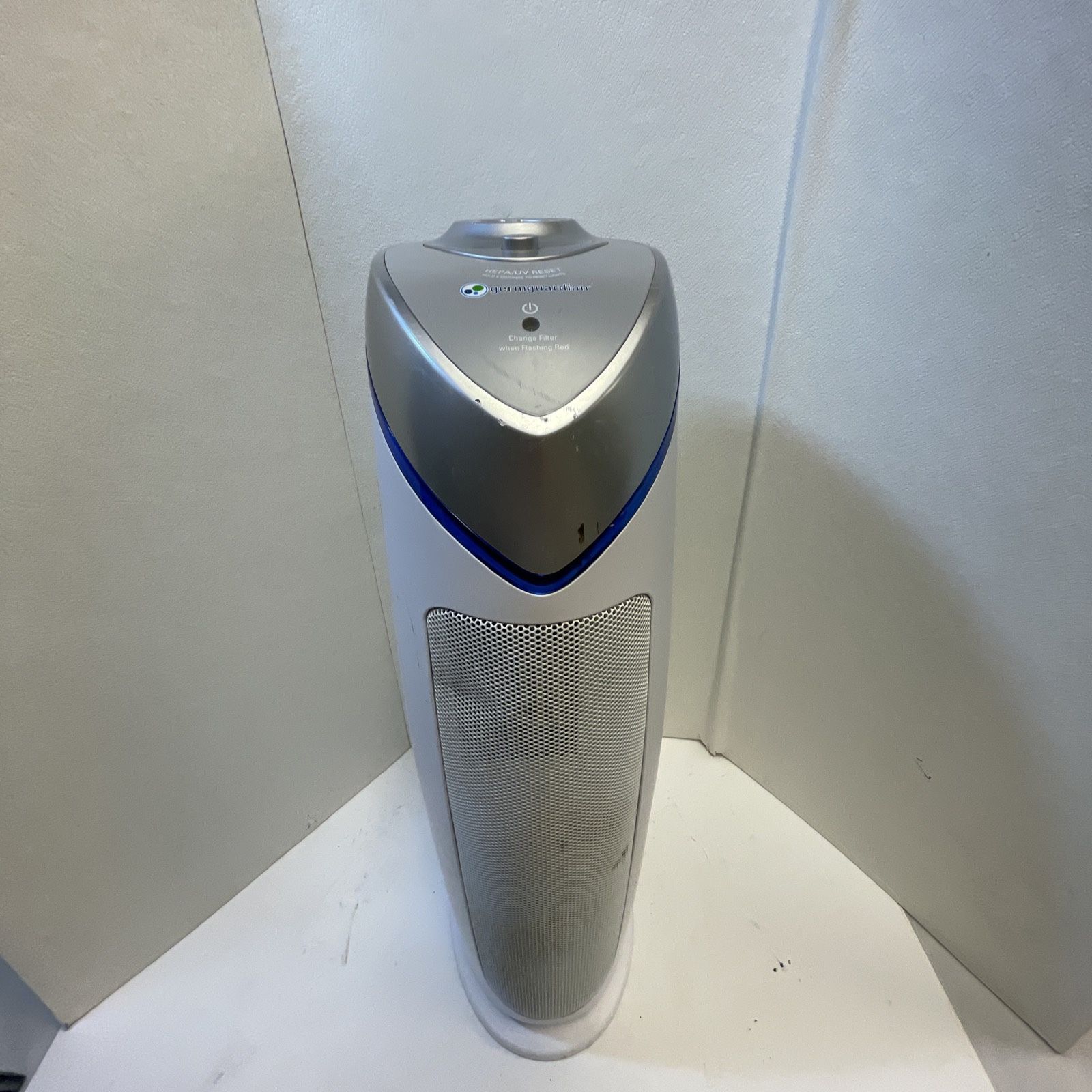 GermGuardian Tower Air Purifier with HEPA Pure Filter UV-C Light ac4825w Tested