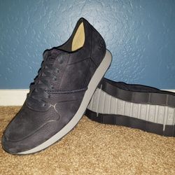 NWOT UGG Energ Navy Blue Suede Leather Shoes Mens Mens Size 11.5 Sneakers
