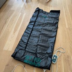 HIGHER DOSE INFRARED SAUNA + Accessories